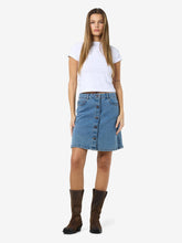 Ladda upp bild till gallerivisning, model_shot-back