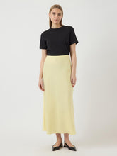 Ladda upp bild till gallerivisning, model_shot-front_full