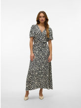 Ladda upp bild till gallerivisning, model_shot-front_full