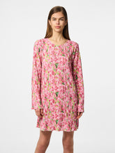 Ladda upp bild till gallerivisning, model_shot-front