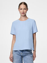 Ladda upp bild till gallerivisning, model_shot-front