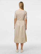 Ladda upp bild till gallerivisning, model_shot-back