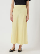 Ladda upp bild till gallerivisning, model_shot-front