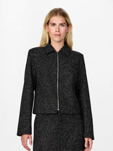 Ladda upp bild till gallerivisning, model_shot-front