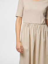 Ladda upp bild till gallerivisning, model_shot-detail