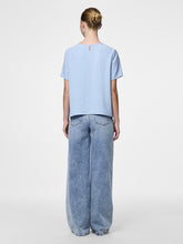 Ladda upp bild till gallerivisning, model_shot-back