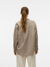 Ladda upp bild till gallerivisning, model_shot-back