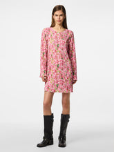 Ladda upp bild till gallerivisning, model_shot-front_full