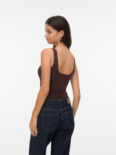 Ladda upp bild till gallerivisning, model_shot-back