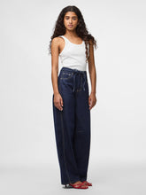 Ladda upp bild till gallerivisning, model_shot-front_full