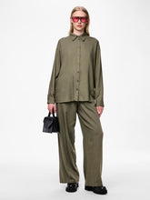 Ladda upp bild till gallerivisning, model_shot-detail