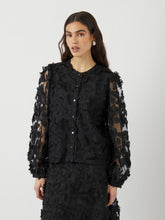 Ladda upp bild till gallerivisning, model_shot-front