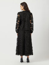 Ladda upp bild till gallerivisning, model_shot-back