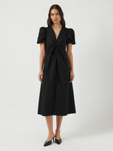 Ladda upp bild till gallerivisning, model_shot-front