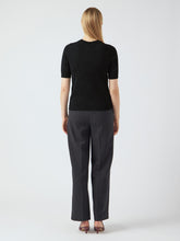 Ladda upp bild till gallerivisning, model_shot-back