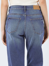 Ladda upp bild till gallerivisning, NMYOLANDA Jeans - Medium Blue Denim