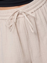 Ladda upp bild till gallerivisning, model_shot-detail
