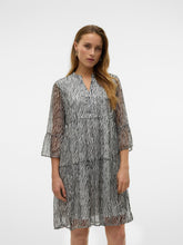 Ladda upp bild till gallerivisning, model_shot-front
