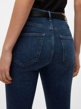 Ladda upp bild till gallerivisning, model_shot-detail
