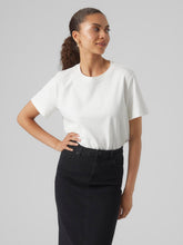 Ladda upp bild till gallerivisning, model_shot-front
