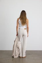 Ladda upp bild till gallerivisning, pack_shot-custom
