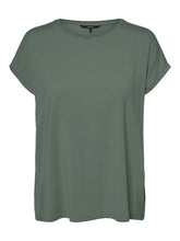 Ladda upp bild till gallerivisning, VMAVA T-Shirt - Laurel Wreath
